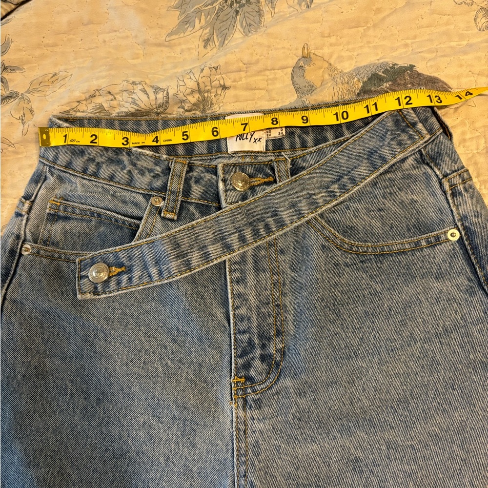 Princess Polly High Rise Jeans - Picture 3 of 5